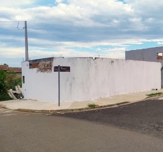 Casa em fase de acabamento