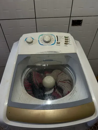 Vendo máquina de lavar para retirada de peças 