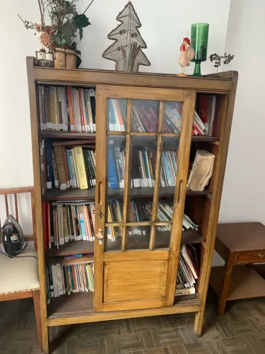 MÓVEL PRA LIVROS