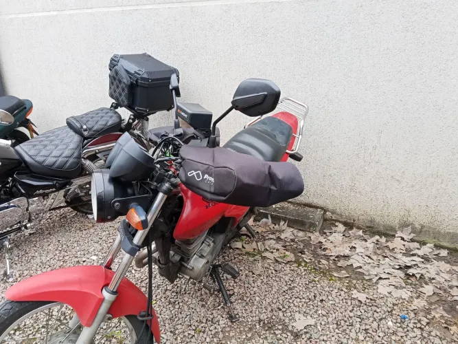 Titan 150 ks 2004
