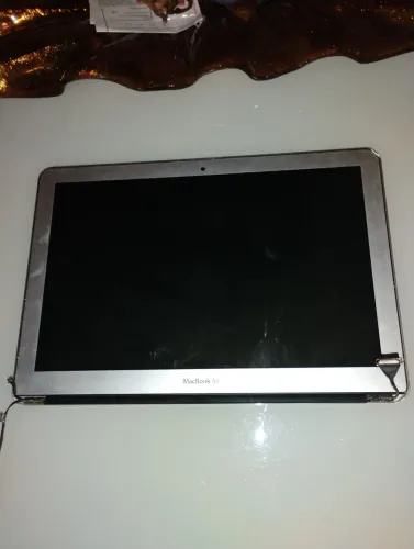 Tela MacBook Air 2013 a1466 com DETALHE