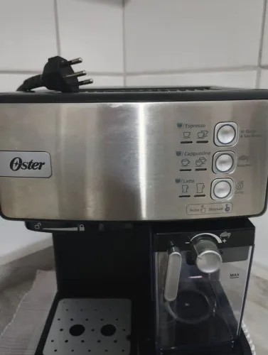 Cafeteira Elétrica Oster Semi-Nova!