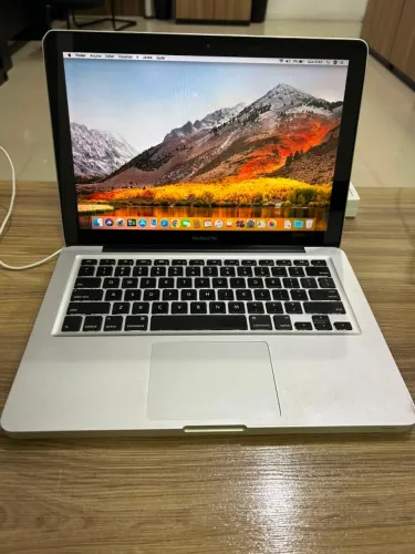 MacBook Pro 13" Late 2011 / Intel Core i5 / 8GB RAM / SSD 240GB