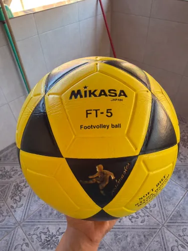Bola de futevôlei mikasa original