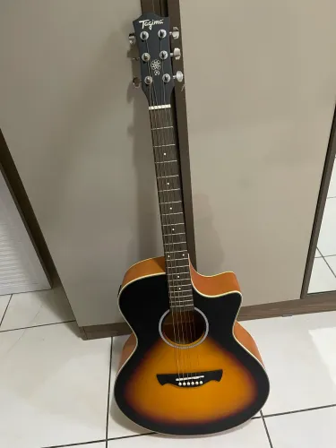 Violão tagima