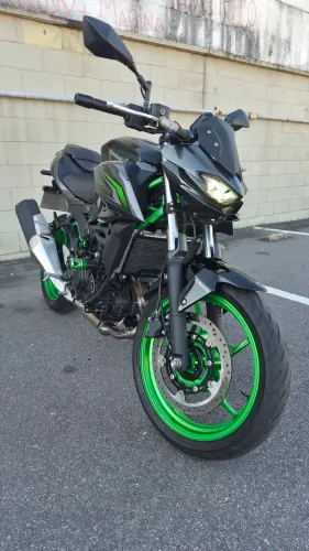 Kawasaki Z500 SE IMPECÁVEL 