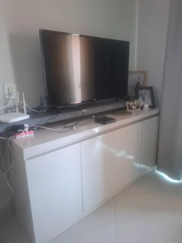 Móvel tipo buffet off-white 1,60m