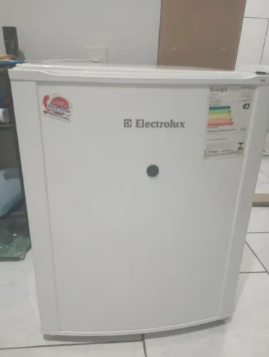 Frigobar Eletrolux