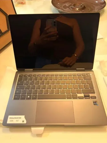 Notebook Samsung book 3 360 Tela 13.3 de R$8.399,00 por R$4.945,00