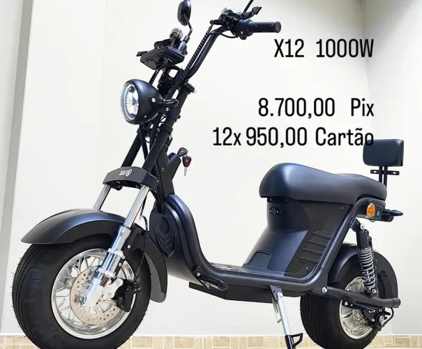 Moto elétrica X12 na caixa
