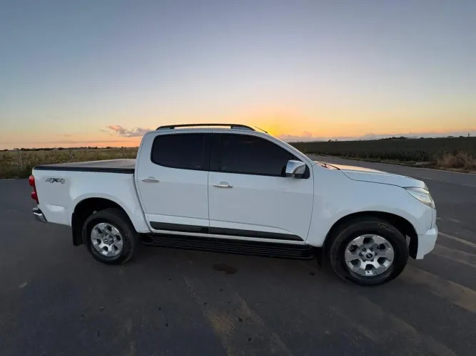 Chevrolet S10 Pick-up LTZ 2.8 TDI 4X4 CD Dies.aut 2013