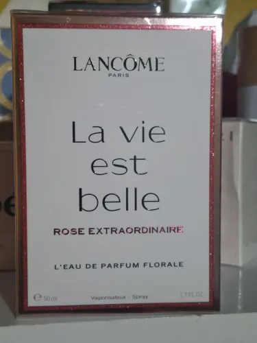 Perfume La Vie Est Belle Rose Extraordinaire