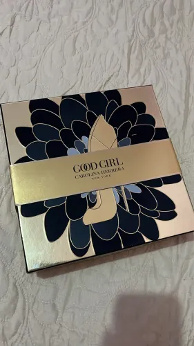 Kit perfume good girl Carolina Herrera 