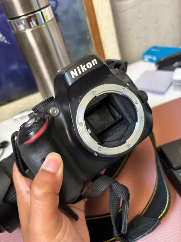 Nikon D5100
