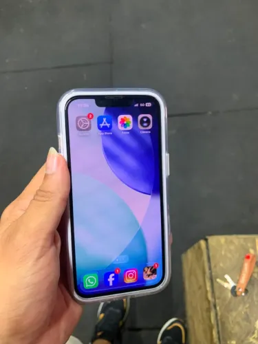iPhone 13 vendo ou troco 