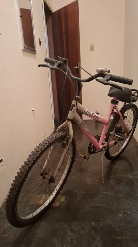Bicicleta aro 26 CONSERVADA
