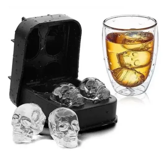 Kit Com 4 Formas De Gelo Caveira Em Silicone Drinks Com Estilo Sombriamente Chique Usadas