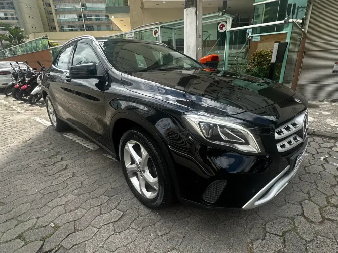 Mercedes-Benz GLA 200 Adv. 1.6/1.6 TB 16V Flex Aut. 2019