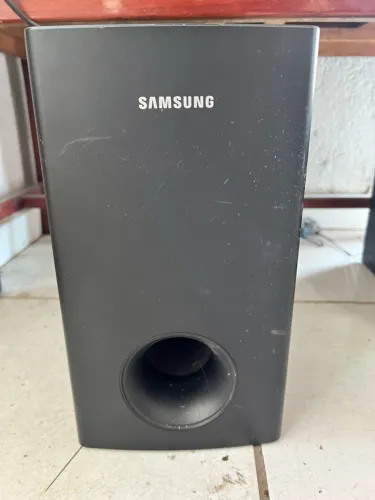 Caixa central home theater Samsung
