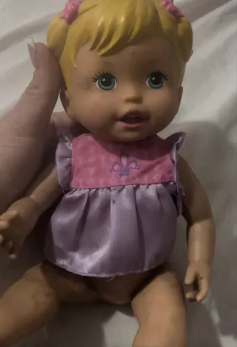 boneca little mommy troninho