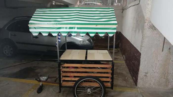 Carrinho Multiuso para servicos