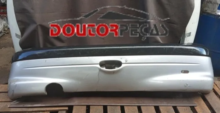 Parachoque traseiro peugeot 207 com detalhes
