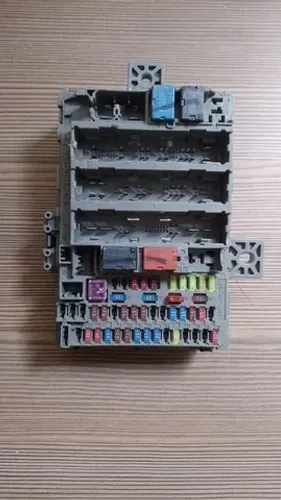Caixa Fusiveis Civic
