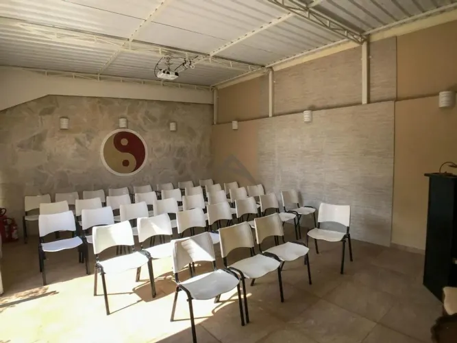Casa à venda em Campinas, Sousas, com 4 quartos, com 110 m²