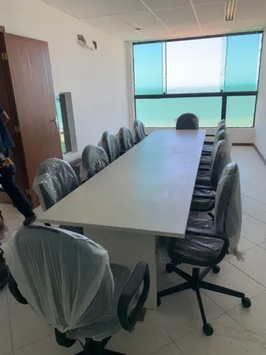 Mesa Branca Executiva Para Reunião