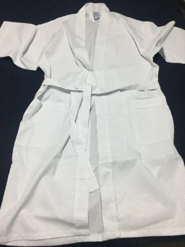 Roupão Novo branco piquet elegante tamanho P