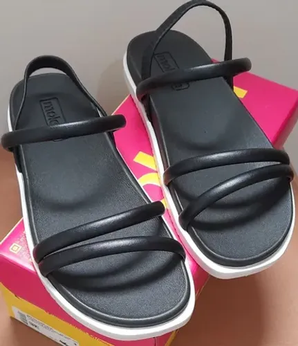 Vendo rasteira Moleca