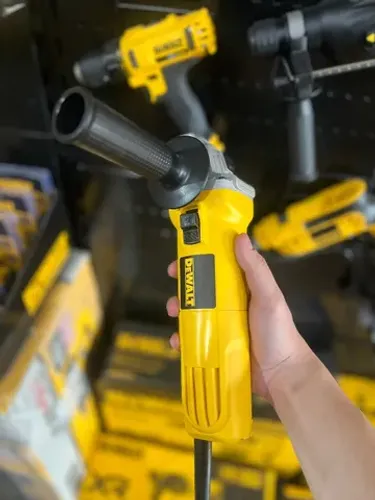 Esmerilhadeira Angular 4.1/2'' 950W 6 Velocidades 220V Dewalt DWE4118-B2