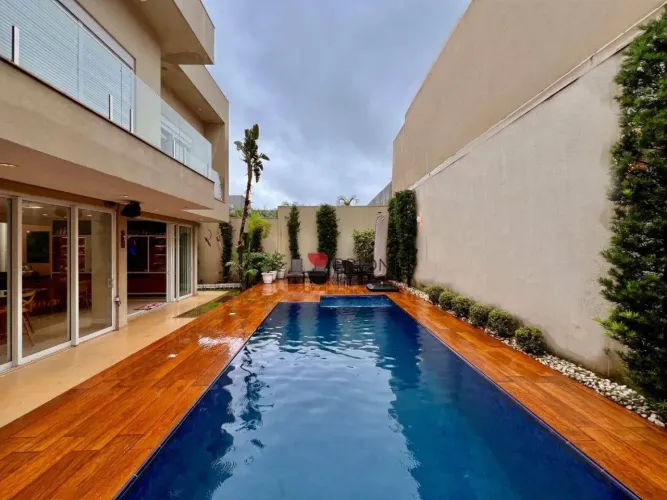 Casa sobrado alto padrão com 414m², 5 quartos à venda no Condomínio Alphaville 2 em Ribeir