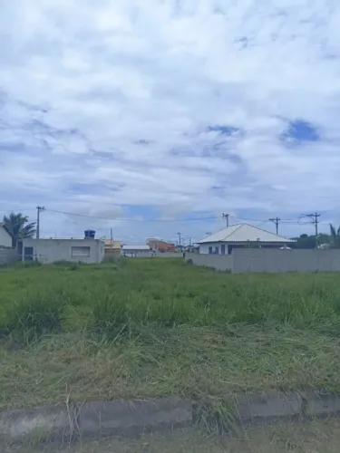Terreno à venda, 319 m² por R$ 60.000,00 - Fazendinha - Araruama/RJ