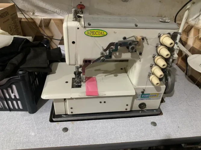 Máquina de costura industrial galoneira,overloque e interlok