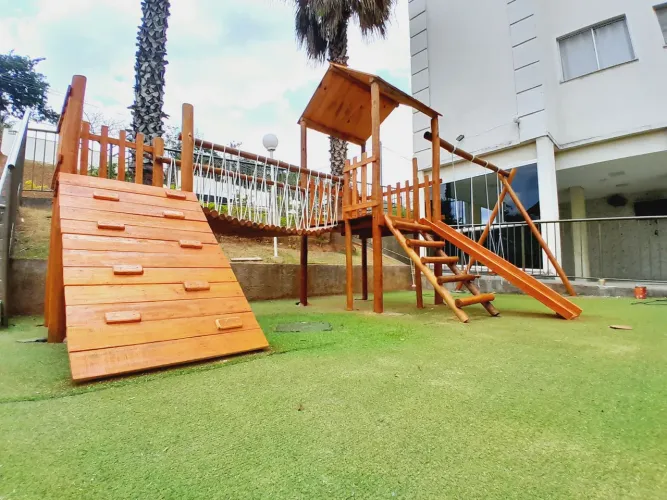 Playground Infantil de Madeira