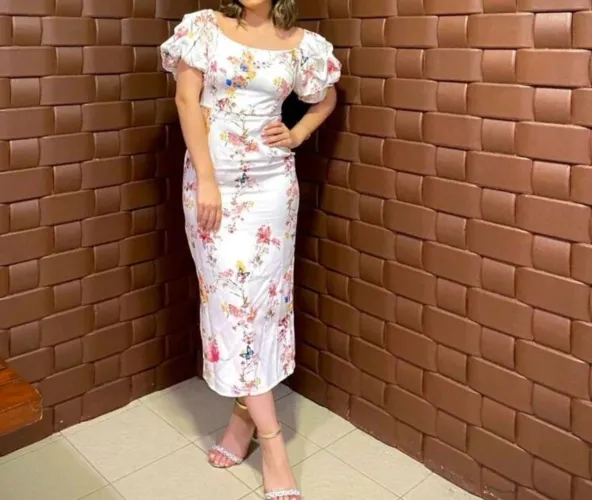 Vestido branco florido