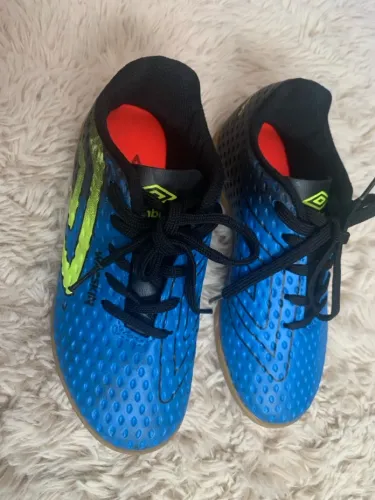 Tênis Chuteira Infantil Futsal Umbro - Tamanho 31