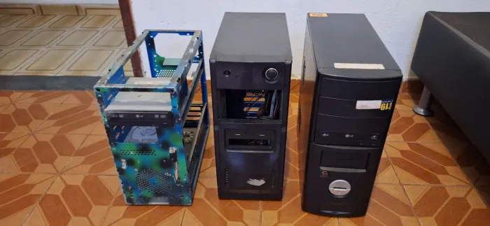 Gabinetes de PC - Diversos Modelos