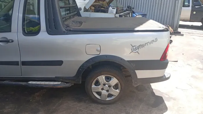 Fiat Strada Adv/adv Tryon 1.8 MPI Flex 8V CE 2005