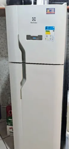 Geladeira Eletrolux Frost Free 371 litros 