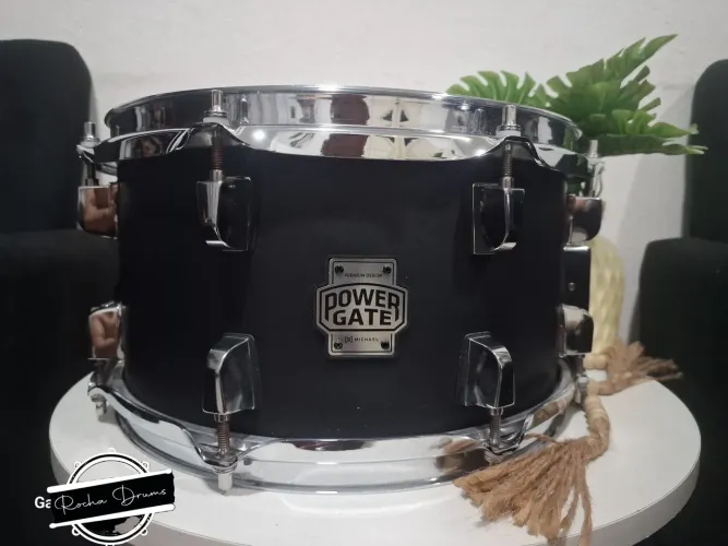 Caixa Michael Power Gate - 12 - Black