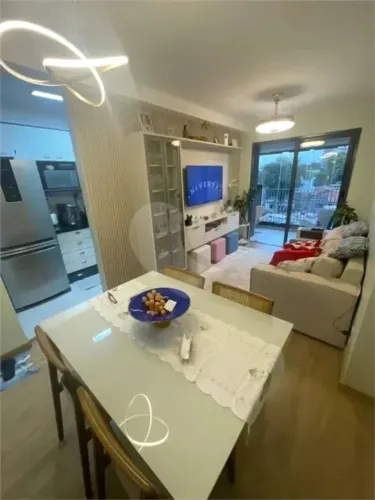Apartamento à venda 60 m² na Vila Sônia com 2 quartos e 1 vaga próximo ao metro Vila Sônia