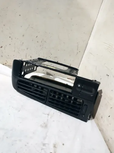 Moldura c/Difusor de ar central VW/golf 97 