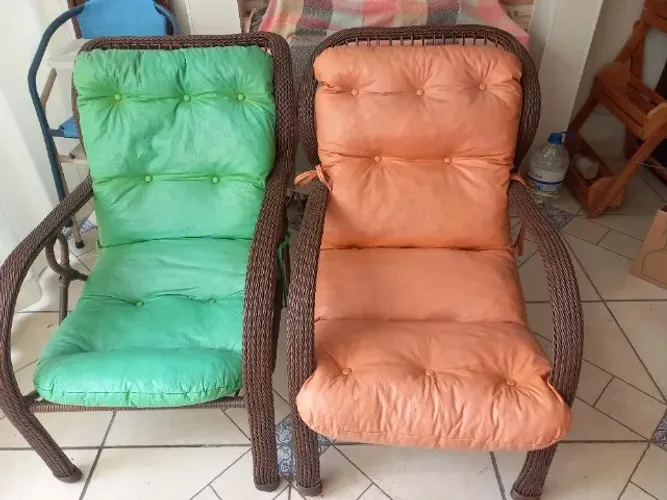 CADEIRA TIPO POLTRONA,  para jardim ou varanda.