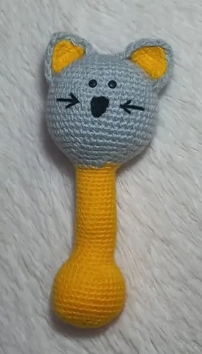 Chocalho gatinho de crochê para bebês