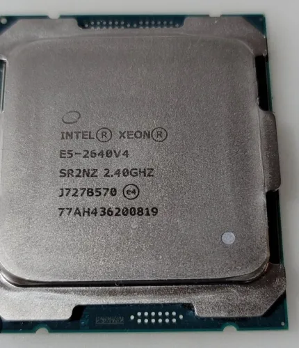 Processador Xeon E5-2640v4 10/20 núcleos