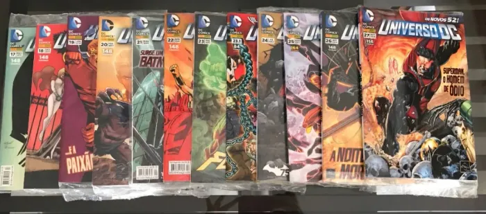 Lote HQ Gibi Universo DC Comics Os Novos 52! - 2a série Panini - 2014 - #17 ao #27 - Novos
