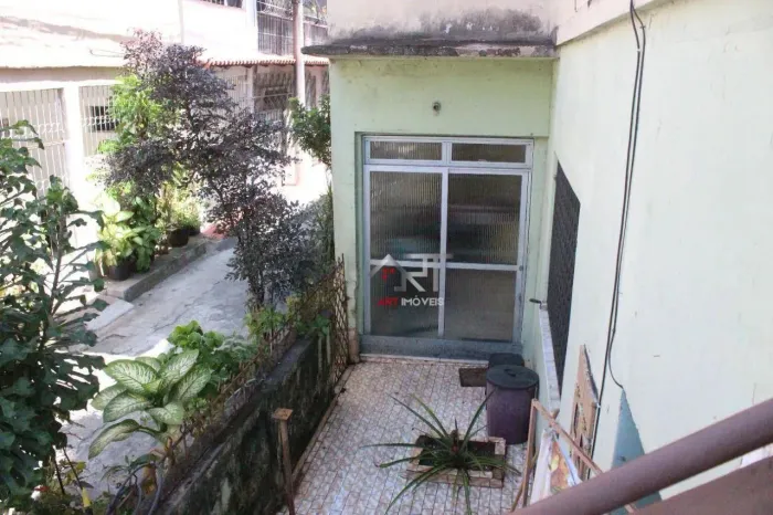 Casa com 6 dormitórios à venda, 208 m² por R$ 850.000,00 - Cristóvão Colombo - Vila Velha/