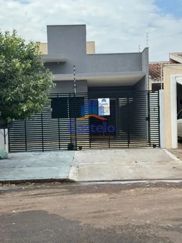 CASA RESIDENCIAL em UMUARAMA - PR, JARDIM ARAXÁ